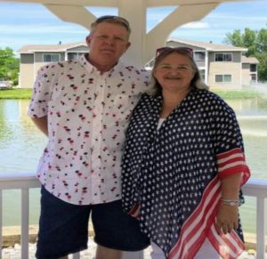 Fully vaccinated Michigan couple both die “of Covid” one-minute apart holding hands