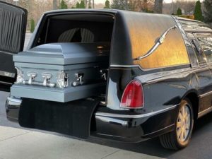 Long Funeral Homes, Short Life Insurers? Ex-Blackrock Fund Manager Discovers Disturbing Trends In Mortality