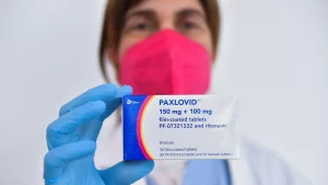 Anthony Fauci says that he’s experienced rebound Covid symptoms after taking a Pfizer’s antiviral Paxlovid – which studies now show is NOT effective for people who are vaccinated